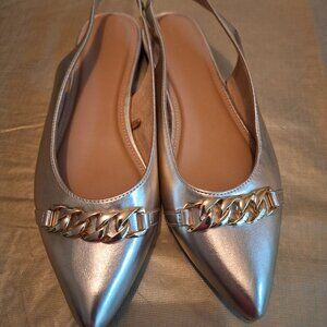 Woman shoes.Brand new.